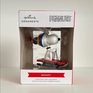 NEW Hallmark Peanuts Snoopy sledding ornament